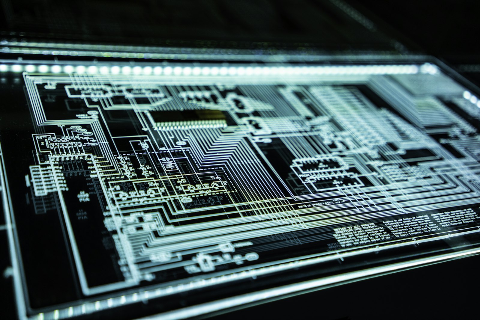 Circuit électronique, symbole de la protection des systèmes informatiques